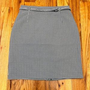 H&M houndstooth pencil skirt.